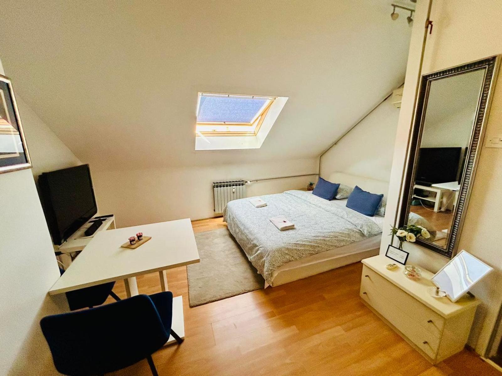 Mia Airport Studio Apartment - 0-24H Self Check In&Out - Parking On Site Velika Gorica Bagian luar foto