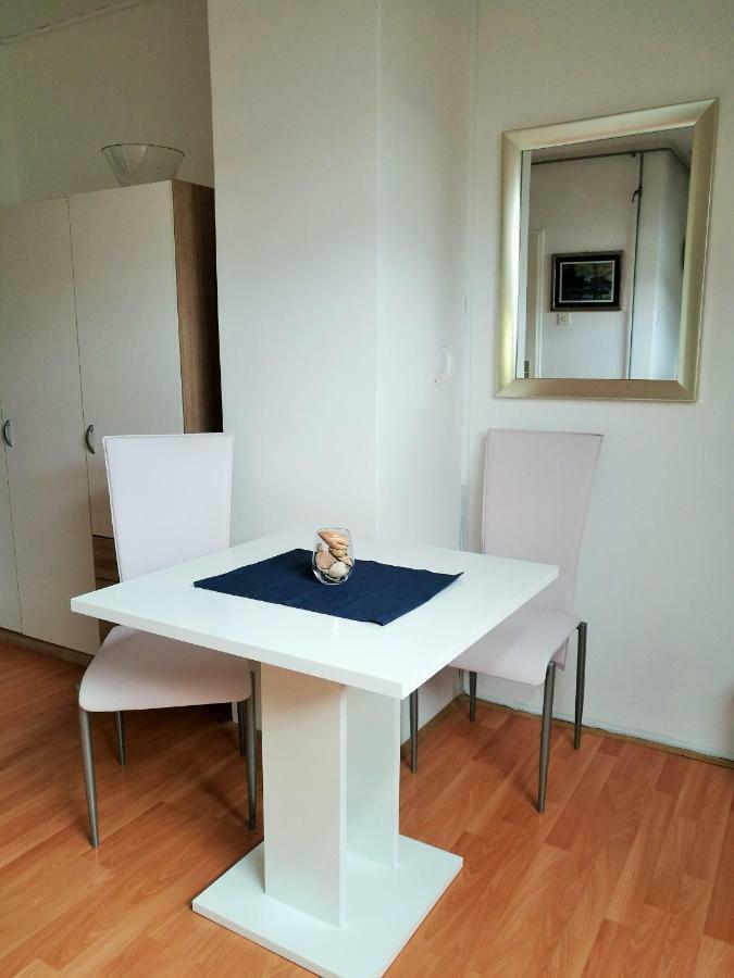 Mia Airport Studio Apartment - 0-24H Self Check In&Out - Parking On Site Velika Gorica Bagian luar foto