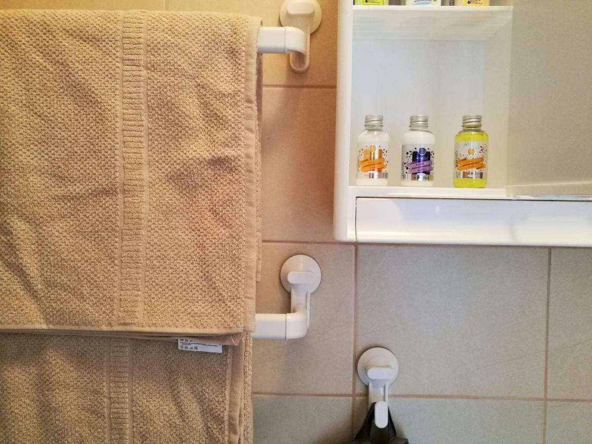 Mia Airport Studio Apartment - 0-24H Self Check In&Out - Parking On Site Velika Gorica Bagian luar foto